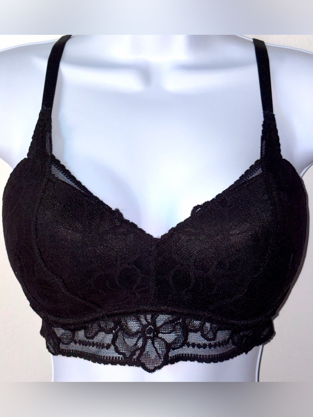 PINK Victoria's Secret Black Lace Bralette
